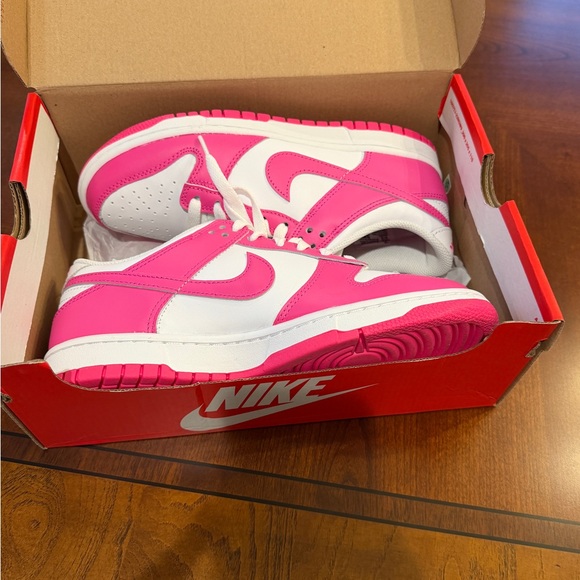 Nike Dunk Low 7Y/8.5W Sneakers in Pink and White - Picture 3 of 15